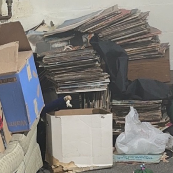 8track records and cassette tapes - Picture 1 of 1